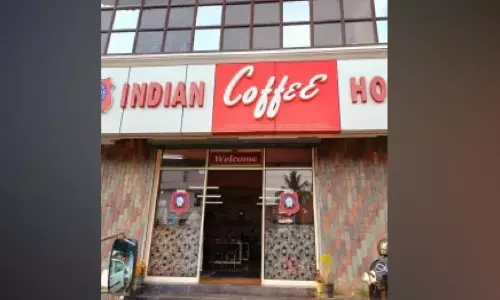 സ്​നേഹക്കൂട്ട്​ ഒരുക്കിയ നഗര രുചിയിടത്തിന്​ 50ന്‍റെ നിറവ്