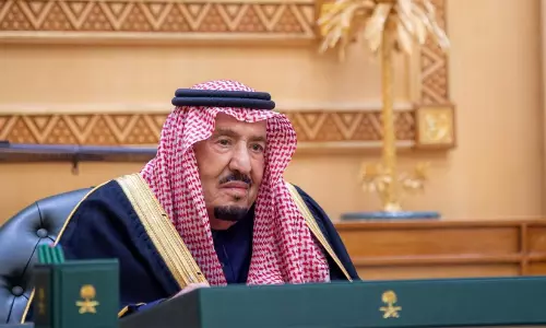 സൗദി വിമാനത്താവളങ്ങളിൽ കുടുങ്ങിയ ജി.സി.സി പൗരന്മാർക്ക് താമസമൊരുക്കാൻ സൽമാൻ രാജാവിന്റെ ഉത്തരവ്