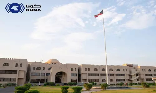 ഞായറാഴ്ചയും വ്യോമാക്രമണം; കുവൈത്തിൽ ഒരു മരണം