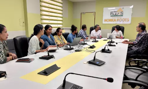 നോർക്ക ഹെൽപ്‌ ഡെസ്കിൽ ആദ്യദിനം 381 കോളുകള്‍