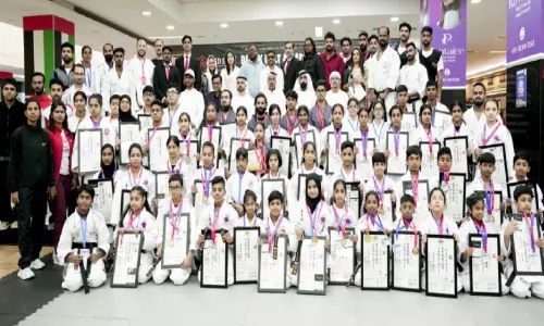 ബ്ലാക്ക് ബെൽറ്റ് സമ്മാനിച്ചു