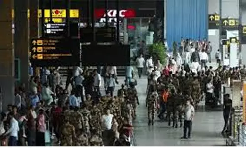 ആളൊഴിഞ്ഞ് വിമാനത്താവളങ്ങൾ; 350 രാജ്യാന്തര സർവിസുകൾ റദ്ദാക്കി