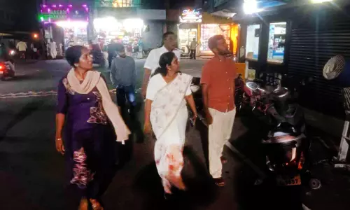 പനയപ്പള്ളിയിൽ കെട്ടിടം അപകടത്തിൽ മേയർ സ്ഥലം സന്ദർശിച്ചു, മുകൾനില പൊളിക്കും