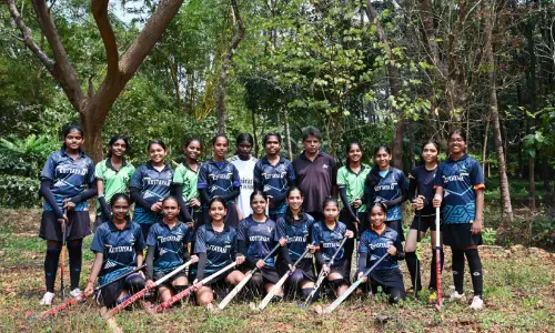 നാമക്കുഴിയിൽ ഓർമ സ്മാഷുകളുടെ ഇടിമുഴക്കം