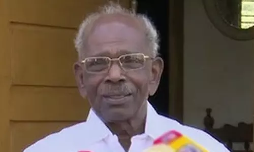 വ്യക്തികളല്ല, പാർട്ടിയാണ് കാര്യങ്ങൾ തീരുമാനിക്കുന്നത്: മത്സരിക്കേണ്ടന്ന് പറഞ്ഞാൽ മത്സരിക്കില്ല -എം.എം. മണി വ്യക്തികളല്ല, പാർട്ടിയാണ് കാര്യങ്ങൾ തീരുമാനിക്കുന്നത്: മത്സരിക്കേണ്ടന്ന് പറഞ്ഞാൽ മത്സരിക്കില്ല -എം.എം. മണി