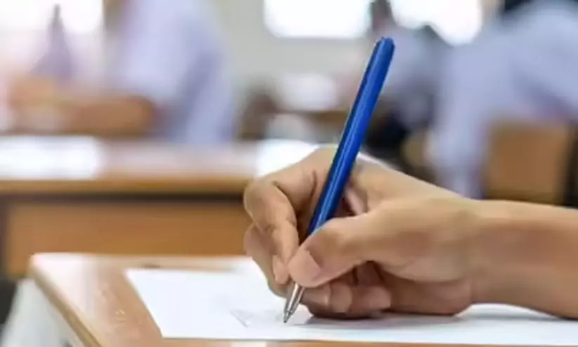 കേരളം പരീക്ഷാ ചൂടിലേക്ക്; എസ്.എസ്.എൽ.സി, ഹയർ സെക്കൻഡറി, വി.എച്ച്.എസ്.ഇ പരീക്ഷകൾക്ക് വ്യാഴാഴ്ച തുടക്കം