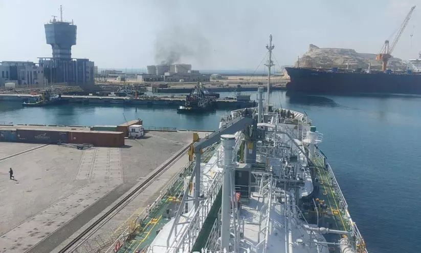 ഒമാനിലെ ദോഫാറിൽ മൂന്ന് ഡ്രോൺ ആക്രമണം; രണ്ടു ​ഡ്രോണുകൾ ആകാശത്ത് തകർത്തു, മൂന്നാമത്തെ ഡ്രോൺ സലാല പോർട്ടിന് സമീപം പതിച്ചു