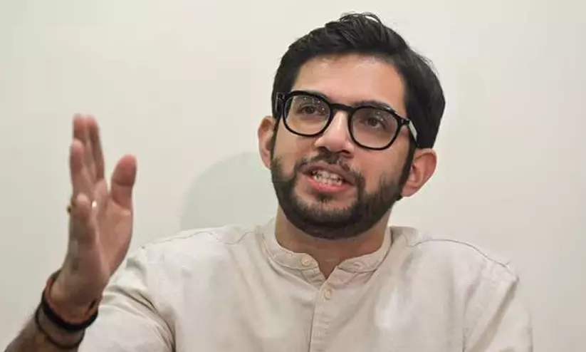 പശ്ചിമേഷ്യയിലെ യുദ്ധക്കനൽ ആഗോള വിപണിയിലേക്ക്; കേന്ദ്ര സർക്കാർ മുൻകരുതൽ എടുക്കണമെന്ന് ആദിത്യ താക്കറെ പശ്ചിമേഷ്യയിലെ യുദ്ധക്കനൽ ആഗോള വിപണിയിലേക്ക്; കേന്ദ്ര സർക്കാർ മുൻകരുതൽ എടുക്കണമെന്ന് ആദിത്യ താക്കറെ