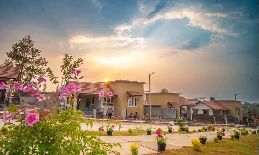 വയനാട് പുനരധിവാസം; സഹായിച്ചവർക്ക് വാട്സ്ആപ് സന്ദേശമയക്കാൻ അനുമതി തേടി സർക്കാർ