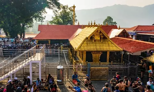 യുവതീപ്രവേശനം: ഗത്യന്തരമില്ലാതെ സർക്കാറിന്‍റെ മലയിറക്കം