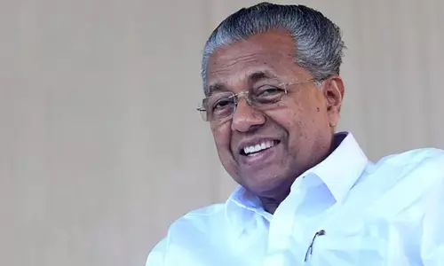 ജനക്ഷേമം കഥയായി വീട്ടകങ്ങളിലേക്ക്; സമന്വയ പരസ്യങ്ങളുമായി പ്രചാരണം ജനക്ഷേമം കഥയായി വീട്ടകങ്ങളിലേക്ക്; സമന്വയ പരസ്യങ്ങളുമായി പ്രചാരണം