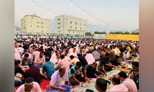 മ​ക്ക കെ.​എം.​സി.​സി മെ​ഗാ ഇ​ഫ്താ​ർ സം​ഗ​മ​ത്തി​ന് ഒ​ഴു​കി​യെ​ത്തി​യ​ത് ആ​യി​ര​ങ്ങ​ൾ