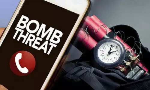 കൊച്ചിയിൽ വ്യാജ ബോംബ് ഭീഷണി