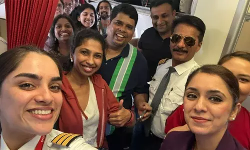 ദുബൈയിൽനിന്ന് 149 യാത്രക്കാരുമായി ആദ്യ എയർ ഇന്ത്യ വിമാനം ഡൽഹിയിൽ എത്തി; യാത്രക്കാരിൽ പി.വി. സിന്ധുവും