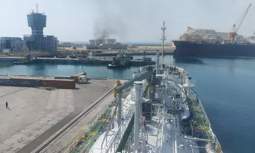 ഒമാനിലെ ദോഫാറിൽ മൂന്ന് ഡ്രോൺ ആക്രമണം; രണ്ടു ​ഡ്രോണുകൾ ആകാശത്ത് തകർത്തു, മൂന്നാമത്തെ ഡ്രോൺ സലാല പോർട്ടിന് സമീപം പതിച്ചു