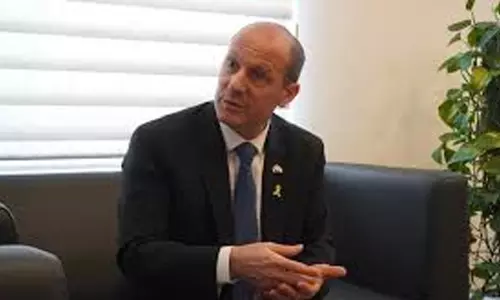 പ്രധാനമന്ത്രി മോദി പോയതിനുശേഷമാണ് ഇറാനെതിരായ ആക്രമണം നടത്തിയത് -ഇന്ത്യൻ ഇസ്രായേൽ അംബാസഡർ റൂവൻ അസർ പ്രധാനമന്ത്രി മോദി പോയതിനുശേഷമാണ് ഇറാനെതിരായ ആക്രമണം നടത്തിയത് -ഇന്ത്യൻ ഇസ്രായേൽ അംബാസഡർ റൂവൻ അസർ