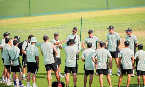 ട്വന്റി20 ലോകകപ്പിൽ ഇന്ന് ആദ്യ സെമി; ദക്ഷിണാഫ്രിക്ക ന്യൂസിലൻഡിനെ നേരിടും ട്വന്റി20 ലോകകപ്പിൽ ഇന്ന് ആദ്യ സെമി; ദക്ഷിണാഫ്രിക്ക ന്യൂസിലൻഡിനെ നേരിടും