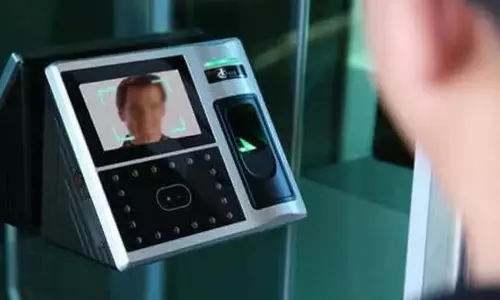 സ​ർ​ക്കാ​ർ ഓ​ഫി​സു​ക​ളി​ലെ മു​ഖം തി​രി​ച്ച​റി​യ​ൽ പ​ഞ്ചി​ങ്; ല​ക്ഷ്യം നേ​ടാ​നാ​വാ​തെ പ​ദ്ധ​തി പാ​ളു​ന്നു