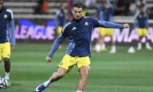 സൂപ്പർതാരം ക്രിസ്റ്റ്യാനോക്ക് പരിക്ക്, പോർചുഗലിന് നെഞ്ചിടിപ്പ്