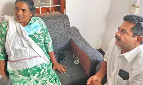 സാന്ത്വനത്തിന്റെ ചിറകിൽ പറന്നിറങ്ങി ഉഷ ജോസഫ്