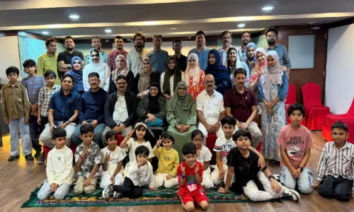 വെള്ളോടത്തിൽ തറവാട് കുടുംബസംഗമവും ഇഫ്താർ വിരുന്നും വെള്ളോടത്തിൽ തറവാട് കുടുംബസംഗമവും ഇഫ്താർ വിരുന്നും