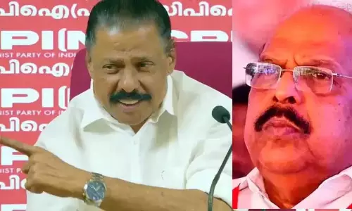 ചിരിച്ചത് മാധ്യമ പ്രവർത്തകരുടെ ചോദ്യം കേട്ട്, ജി. സുധാകരനെ ഫോണിൽ വിളിച്ച് എം.വി. ഗോവിന്ദൻ; അനുനയിപ്പിക്കാൻ സി.പി.എം ശ്രമം