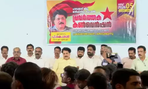 പാലക്കാട് സി.പി.എം വിമത കൺ​വെൻഷൻ തുടങ്ങി; പി.കെ. ശശി മുഖ്യാതിഥി