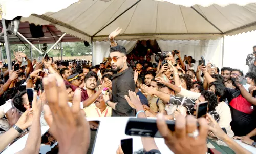 എം.ജി യൂണിവേഴ്സിറ്റി കലോത്സവം; സുന്ദര മുഹൂർത്തം -ടോവിനോ