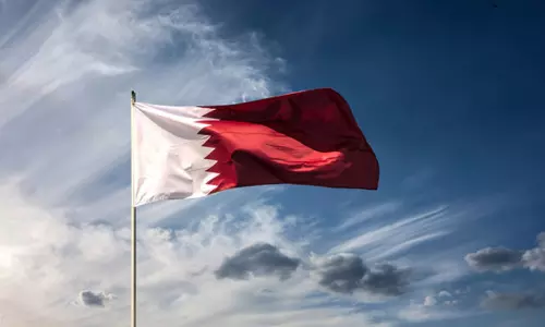 വീ​​ടു​​ക​​ളി​​ൽ ത​​ന്നെ തു​​ട​​രു​​ക