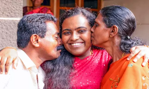 അ​ച്ഛ​ൻ ​കൊ​ണ്ട വെ​യി​ൽ അ​ഥ​വാ,  ശ്രീ​ജ​യു​ടെ ‘ജ​യ’​കു​മാ​ർ