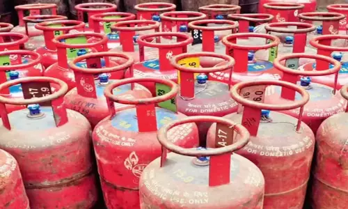 അത്യാവശ്യക്കാർക്ക് ഉടൻ ഗ്യാസ്; പോർട്ടൽ വഴി എസ്.ഒ.എസ് അപേക്ഷ സമർപ്പിക്കണം