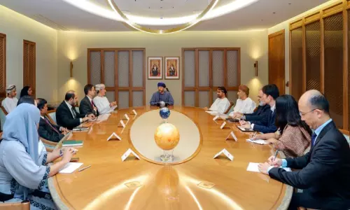 മേഖലയിലെ യുദ്ധസാഹചര്യം; ഏഷ്യൻ അംബാസഡർമാരുമായി കൂടിക്കാഴ്ച നടത്തി വിദേശകാര്യ മന്ത്രി