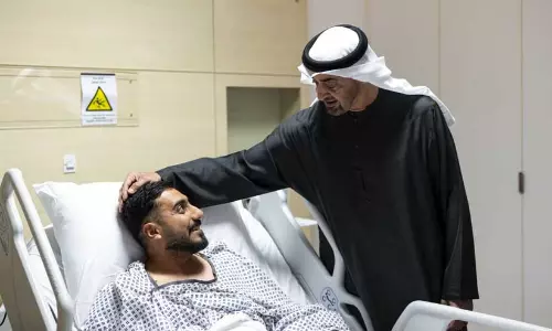 കൂടെയുണ്ട്..., പരിക്കേറ്റവർക്ക് ആശ്വാസവുമായി യു.എ.ഇ പ്രസിഡന്‍റ് ആശുപത്രിയിൽ