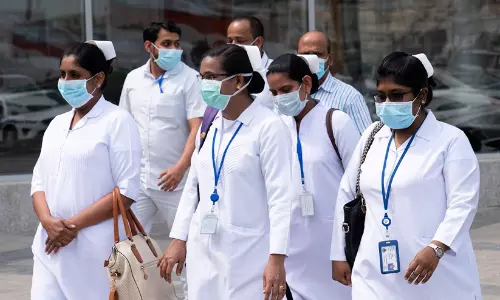 മിനിമം വേതനം 25,450 മുതൽ 33,880 രൂപ വരെ; നഴ്സുമാരു‌ടെ അടിസ്ഥാന വേതനം പുതുക്കി കരട്‌ വിജ്ഞാപനം