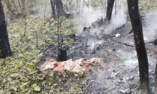 പ​ട​ക്ക നി​ർ​മാ​ണ​ശാ​ല​യി​ൽ പൊ​ട്ടി​ത്തെ​റി