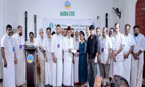 പ്ര​വാ​സ​ ലോ​ക​ത്തെ ചേ​ർ​ത്തു​പി​ടി​ക്കു​ന്ന കാ​രു​ണ്യം