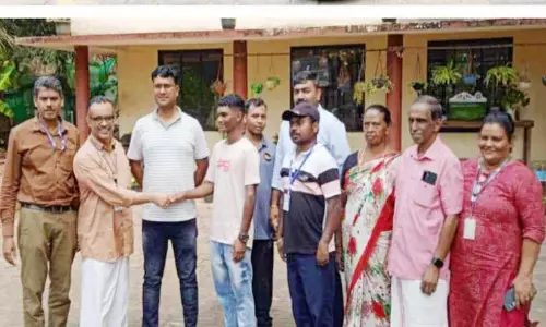 രാജ മടങ്ങി, ജന്മനാട്ടിലേക്ക്...