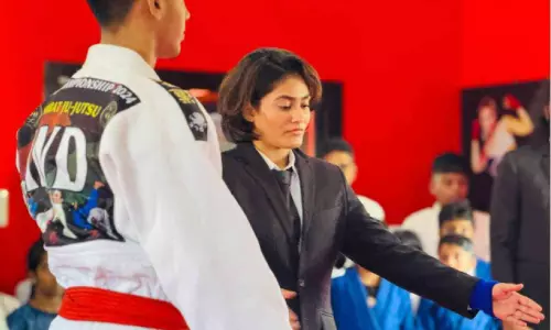 അപൂർവ നേട്ടങ്ങളുടെ നെറുകയിൽ 20കാരി സെലസ്