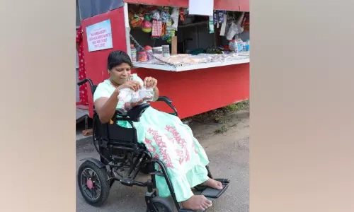 വൈ​ക​ല്യ​ങ്ങ​ളെ പ​ടി​ക്ക്​ പു​റ​ത്താ​ക്കി സു​നി​യു​ടെ അ​തി​ജീ​വ​നം