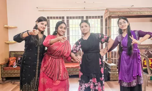 രാ​മാ​യ​ണ നാ​യി​ക​മാ​രെ അ​ര​ങ്ങി​ലെ​ത്തി​ച്ച് സീ​താ​യ​നം