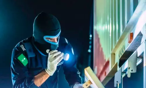 സൗദിയിൽ വൻ മയക്കുമരുന്ന് ശേഖരവും ആയുധങ്ങളും പിടികൂടി