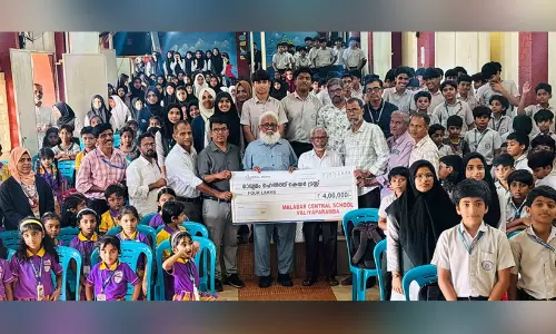 മാധ്യമം ഹെൽത്ത് കെയർ സമാനതകളില്ലാത്ത സാന്ത്വന സ്പർശം -എം.ഐ. അബ്ദുൽ അസീസ് മാധ്യമം ഹെൽത്ത് കെയർ സമാനതകളില്ലാത്ത സാന്ത്വന സ്പർശം -എം.ഐ. അബ്ദുൽ അസീസ്