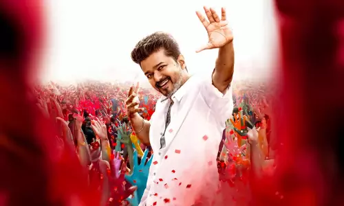 വിജയ് ചിത്രം ജനനായകന്‍റെ റിലീസ് വീണ്ടും അനിശ്ചിതത്വത്തിലേക്ക്; റിവൈസിങ് കമ്മിറ്റി ചിത്രം കാണുന്നത് മാറ്റിവെച്ചു