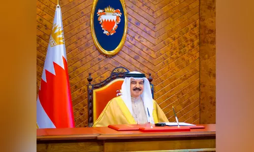 ഇറാൻ ആക്രമണങ്ങളിൽ ശക്തമായ പ്രതിഷേധം രേഖപ്പെടുത്തി ഹമദ് രാജാവ്