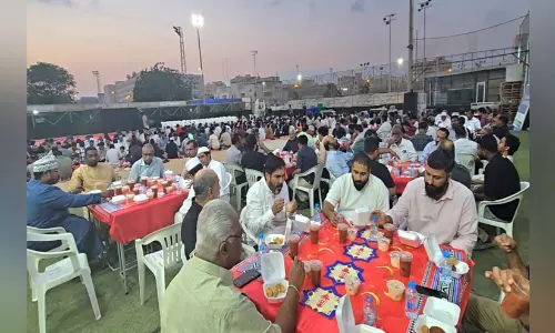 സലാലയിൽ അൽ ദല്ലയുടെ ഗ്രാൻ്റ് ഇഫ്താർ