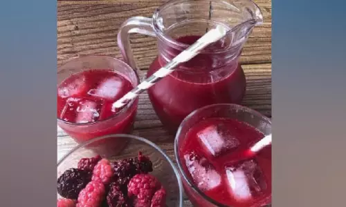 റെഡ് റാസ്ബെറി ജ്യൂസ്