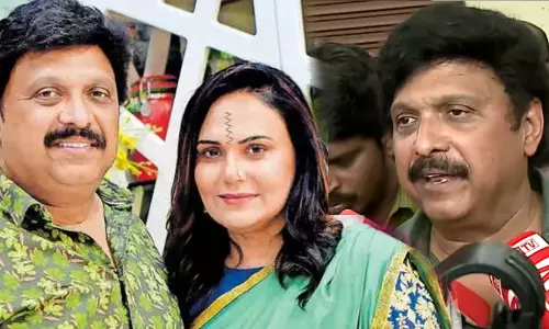 ഗണേഷ്‍കുമാറിന് മാപ്പുനൽകിയെന്ന് ഭാര്യ ബിന്ദു മേനോൻ: ‘ഈ വിഷയത്തിൽ ഇനി ഇടപെടരുതെന്ന് എല്ലാവരോടും റിക്വസ്റ്റ് ചെയ്യുന്നു’