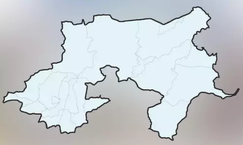 ഇടംവലം പൂക്കുന്ന മണ്ണാര്‍ക്കാട്