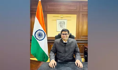 ബഹ്‌റൈനിൽ കുടുങ്ങിയ ഇന്ത്യക്കാർക്ക് ആശ്വാസം; സൗദി വഴി മടങ്ങാൻ സൗകര്യമൊരുക്കി ഇന്ത്യൻ എംബസി