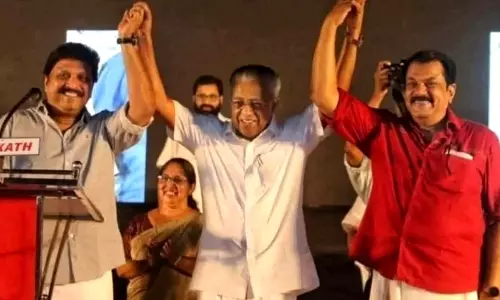 ‘അശ്ലീല പാരായണത്തിനിടെ ഇത് മനസ്സിലാക്കാൻ ഗണേഷ് കുമാറിന് സമയം കിട്ടിയില്ലായിരിക്കാം’ -പരിഹാസവുമായി ഡോ. ജിന്റോ ജോൺ